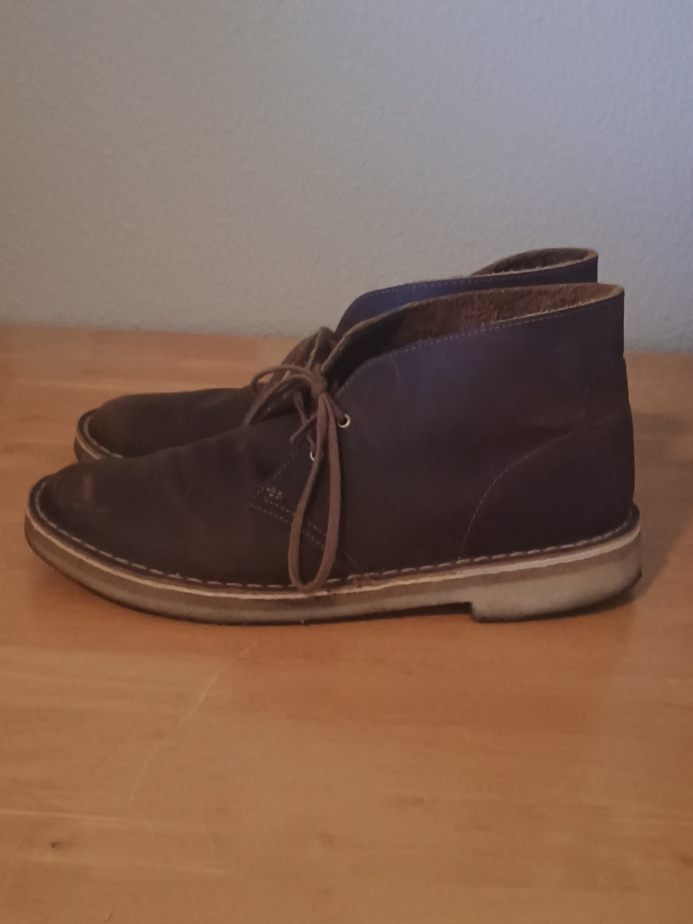 Clarks Brown Leather Chukka Boots - Picture 3 of 8